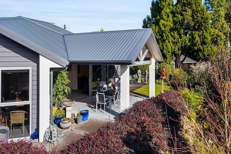 Photo of property in 184b Seaview Road, Westown, New Plymouth, 4310