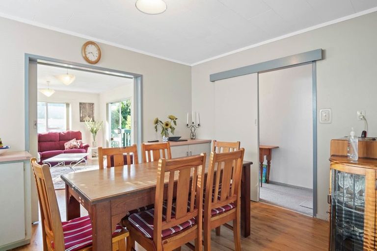 Photo of property in 15 Sispara Place, Beach Haven, Auckland, 0626