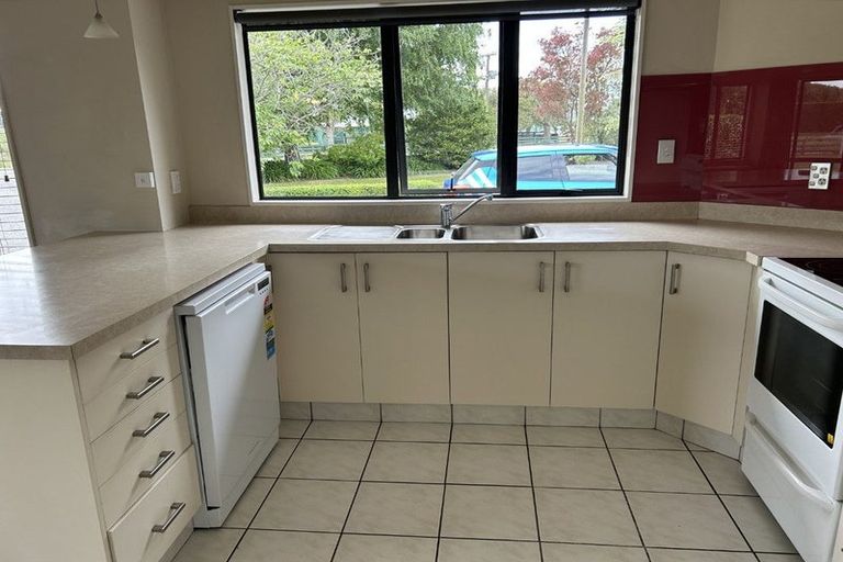 Photo of property in 98 Crystall Road, Pakipaki, Hastings, 4172