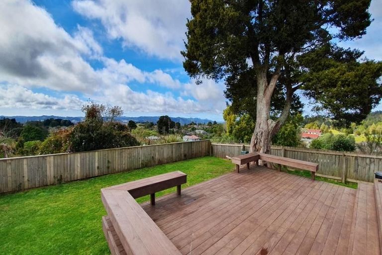 Photo of property in 2 Lake Ora Road, Te Kamo, Whangarei, 0112