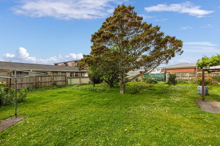 Photo of property in 97 Seddon Street, Pukekohe, 2120