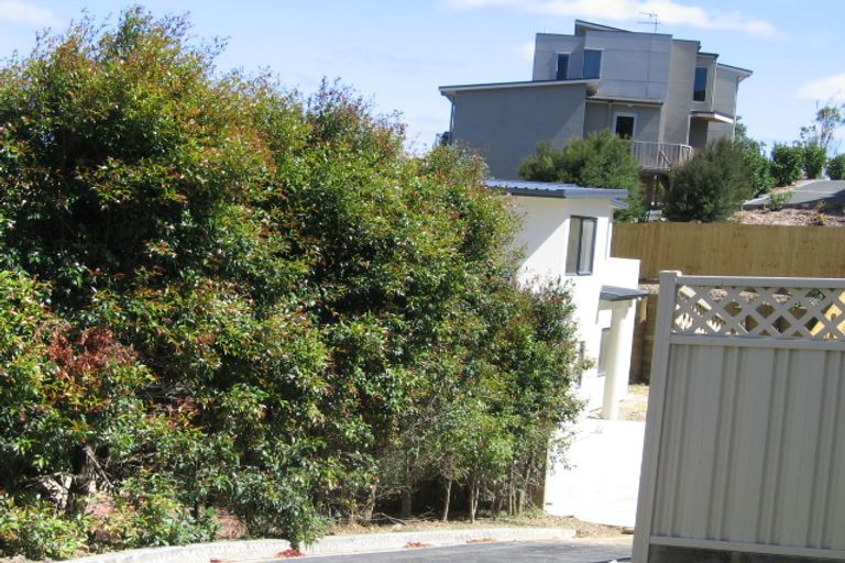 Photo of property in 23 Mariners View Road, Beach Haven, Auckland, 0626