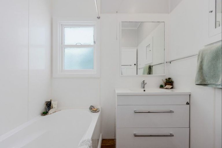 Photo of property in 7 Ferguson Avenue, Westshore, Napier, 4110