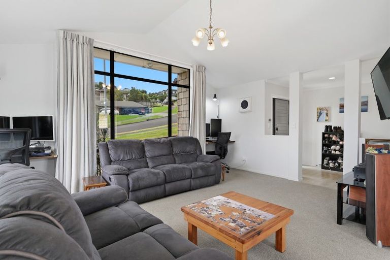 Photo of property in 93 Orion Drive, Welcome Bay, Tauranga, 3112