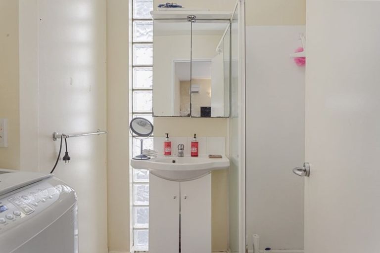 Photo of property in 3/35 Ely Street, Christchurch Central, Christchurch, 8013