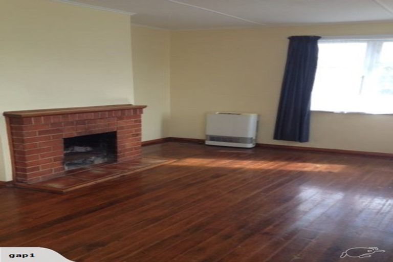 Photo of property in 5-7 Esk Street, Roslyn, Palmerston North, 4414