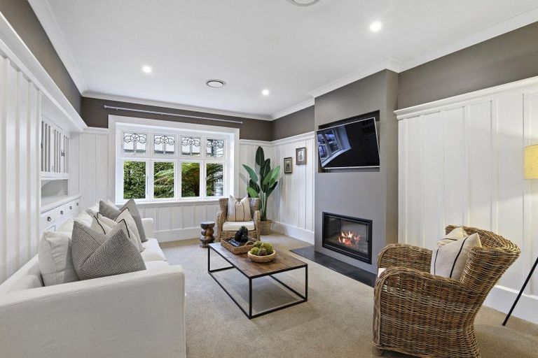 Photo of property in 140 Weston Road, St Albans, Christchurch, 8052