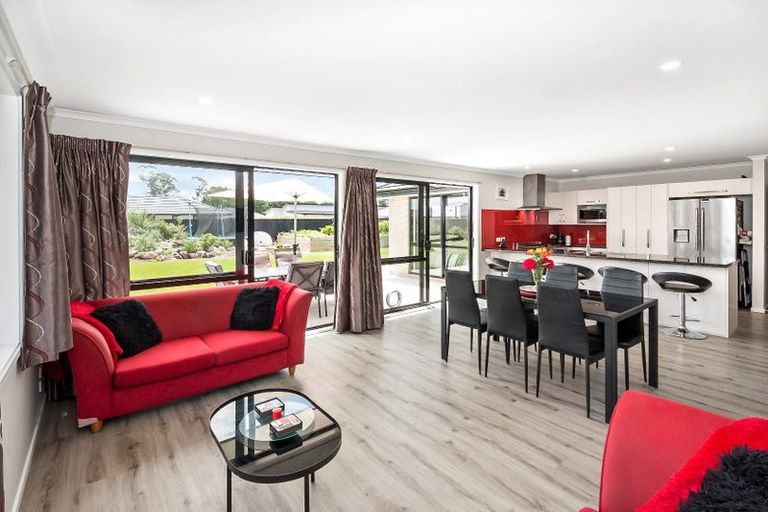 Photo of property in 27 Newman Road, Rolleston, 7614