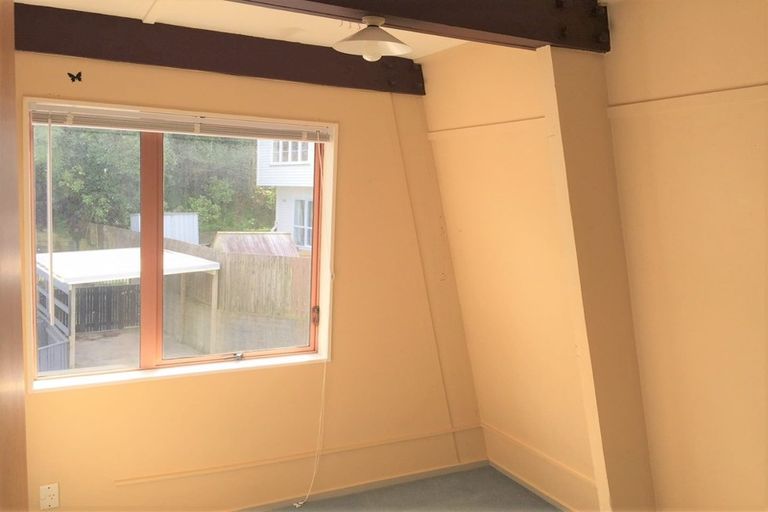 Photo of property in 37a London Road, Korokoro, Lower Hutt, 5012