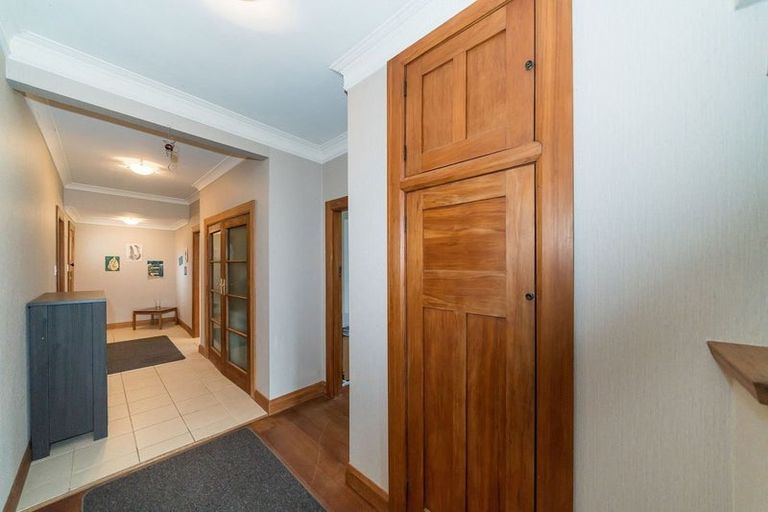 Photo of property in 33 Thomson Street, West End, Palmerston North, 4412