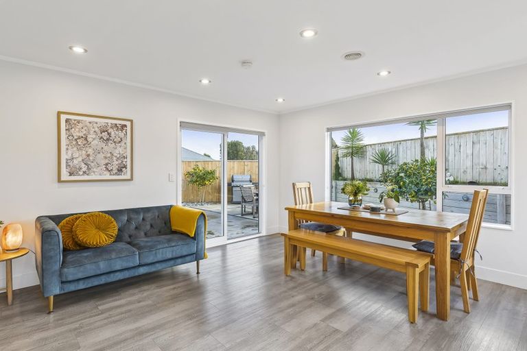 Photo of property in 11 Stella Court, Paraparaumu, 5032