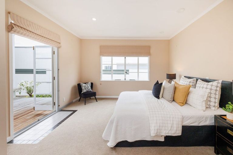 Photo of property in 215a Victoria Avenue, Hokowhitu, Palmerston North, 4410