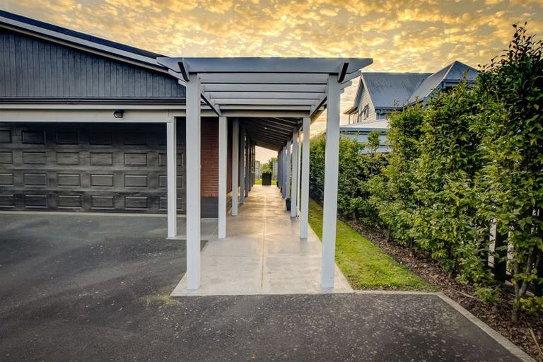 Photo of property in 106 Beerescourt Road, Beerescourt, Hamilton, 3200