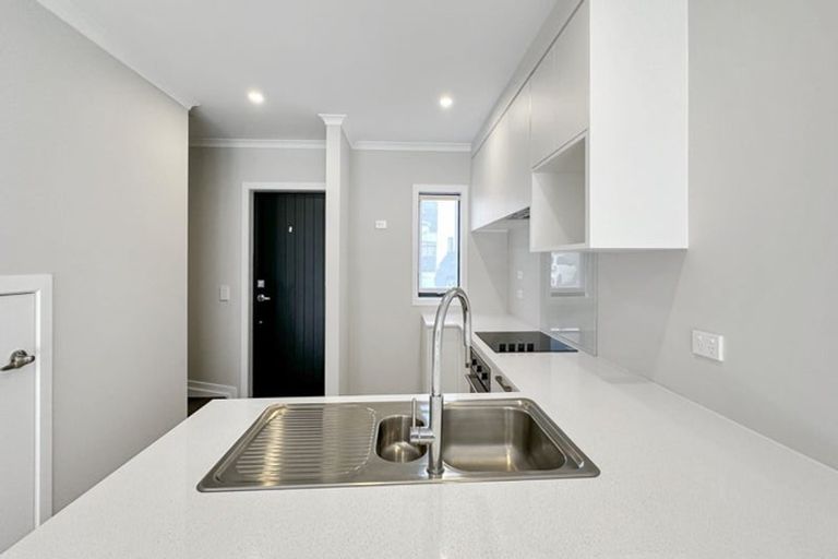 Photo of property in 43/125b Metcalfe Road, Ranui, Auckland, 0612