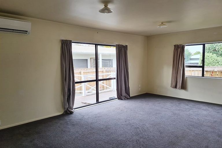 Photo of property in 13a Dixon Street, Carterton, 5713