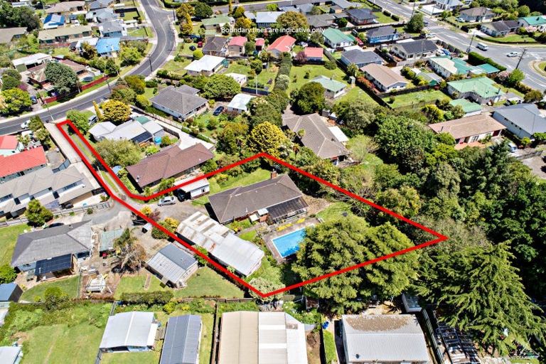 Photo of property in 16 Sutton Crescent, Papakura, 2110