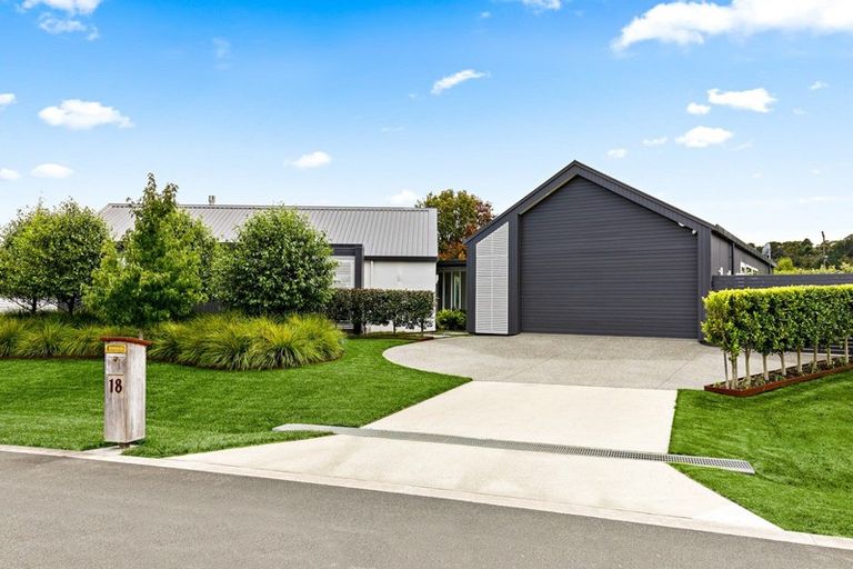 Photo of property in 18 Torea Road, Matakana, Warkworth, 0985