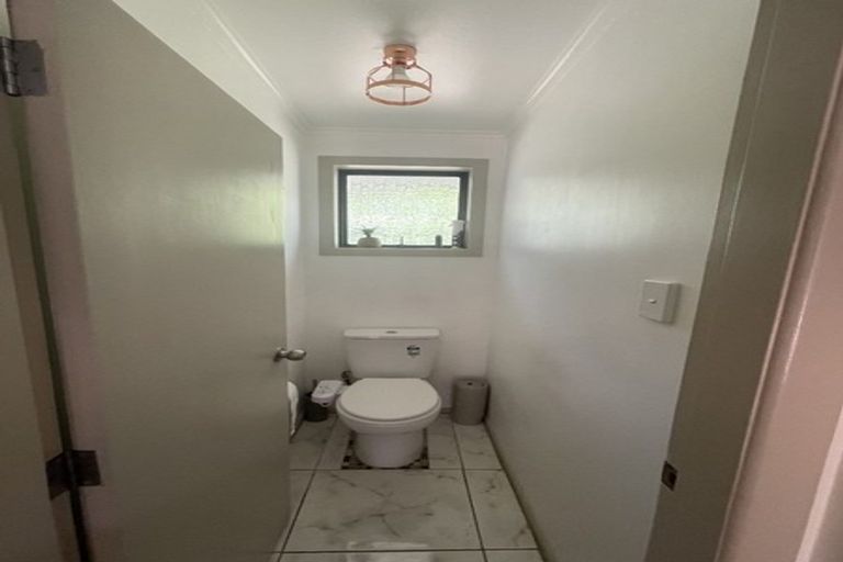 Photo of property in 85 Awanui Street, Merrilands, New Plymouth, 4312