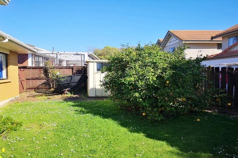 Photo of property in 6/116a Pakuranga Road, Pakuranga, Auckland, 2010