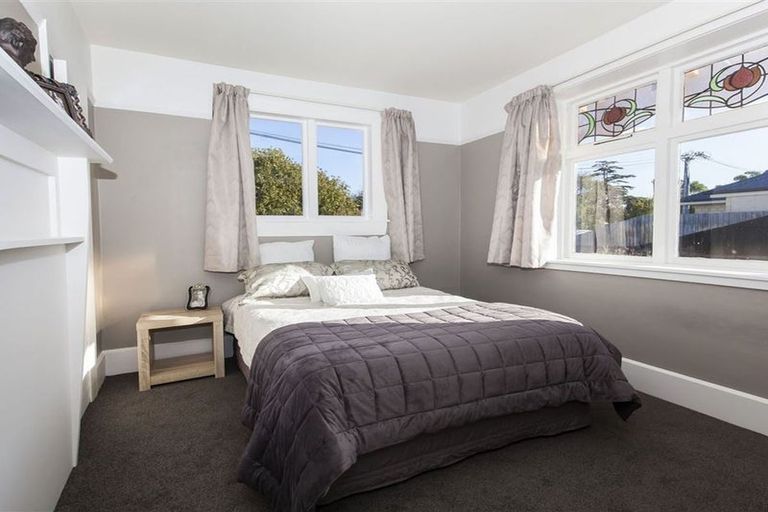 Photo of property in 2/25 Grassmere Street, Papanui, Christchurch, 8052