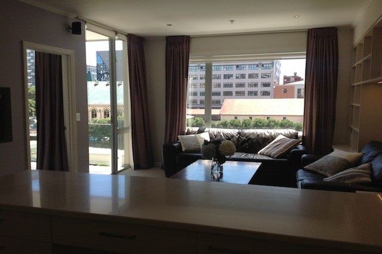 Photo of property in Sanctum Apartment, 10 Ebor Street, Te Aro, Wellington, 6011