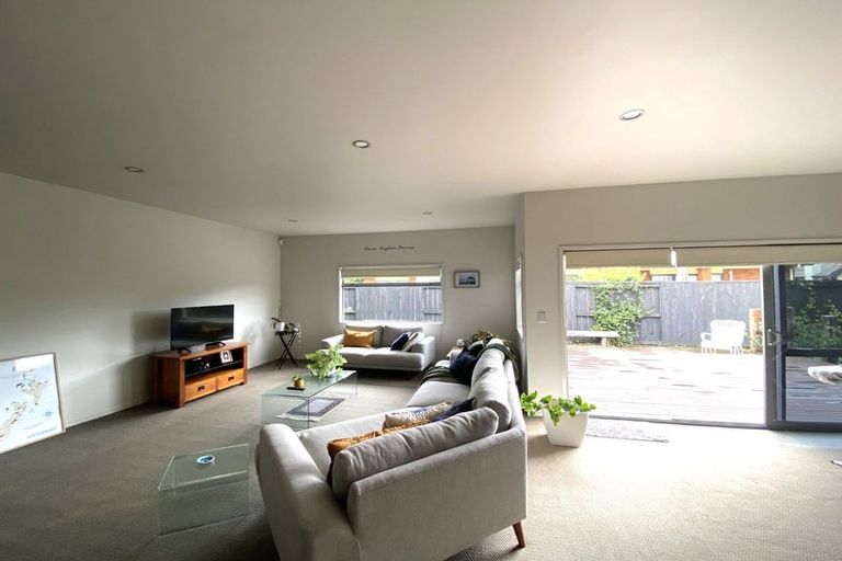 Photo of property in 24 Malbec Place, Rototuna, Hamilton, 3210