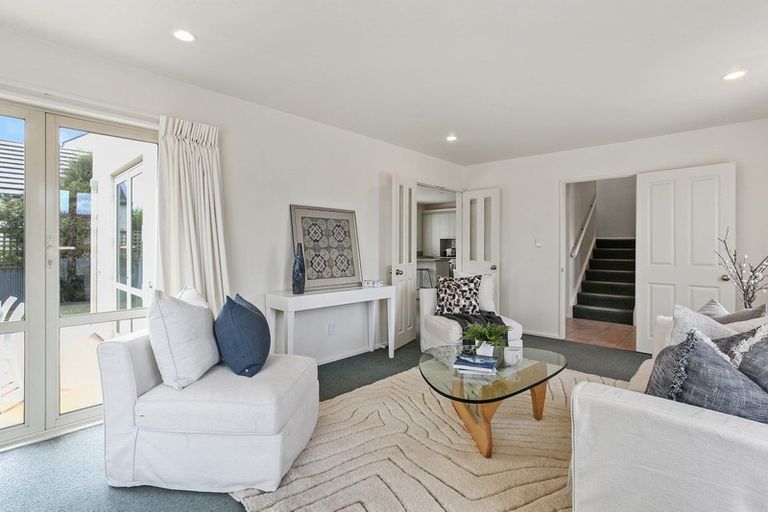 Photo of property in 150 Avonhead Road, Avonhead, Christchurch, 8042