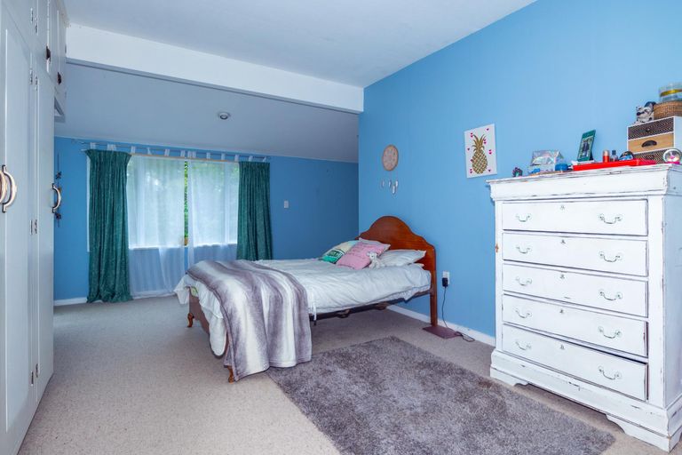 Photo of property in 74 School Road, Pleasant Valley, Geraldine, 7991