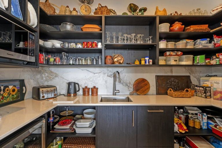 Photo of property in 11 Awatea Drive, Whitianga, 3510