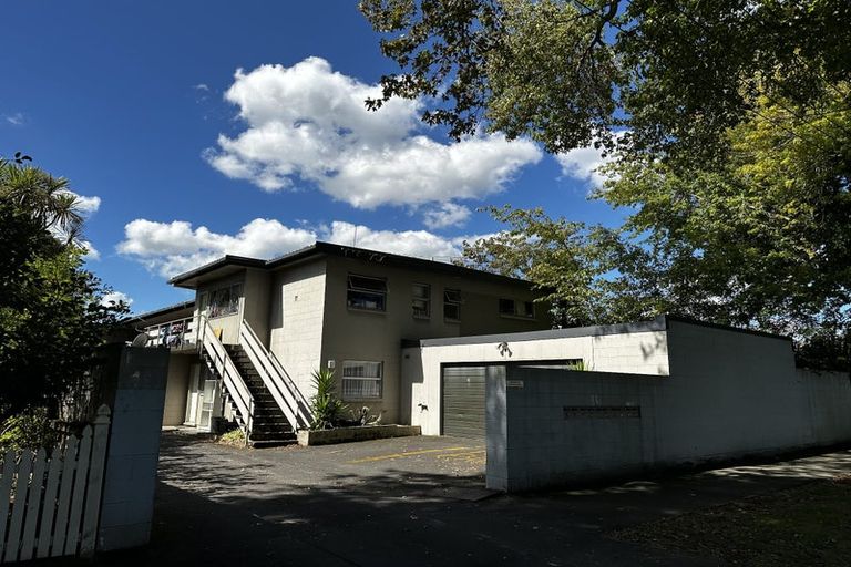 Photo of property in 10/14 Kitchener Street, Claudelands, Hamilton, 3214