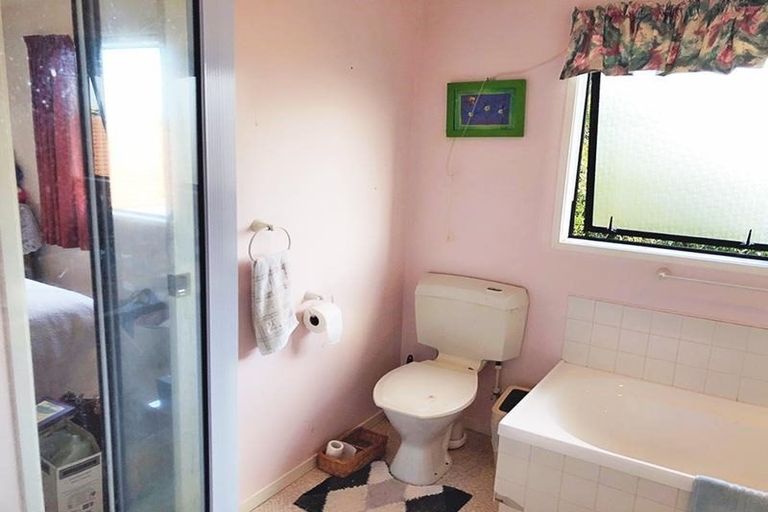 Photo of property in 2/6 Mission View Drive, Northpark, Auckland, 2013