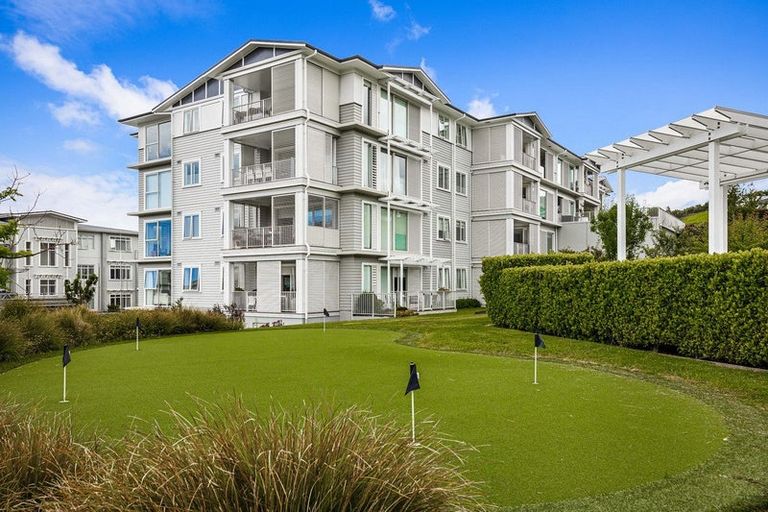 Photo of property in 119 Panorama Heights, Orewa, 0931