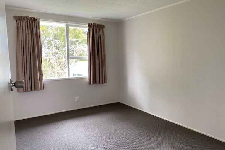 Photo of property in 30 Leaver Place, Weymouth, Auckland, 2103