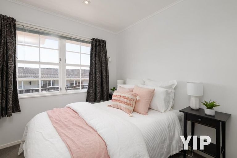 Photo of property in 29 Cranwell Street, Churton Park, Wellington, 6037