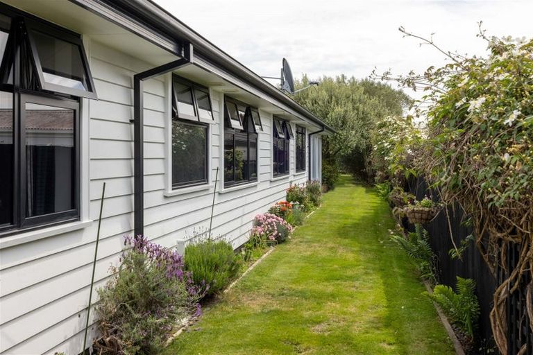 Photo of property in 9 Woodgrove Avenue, North New Brighton, Christchurch, 8083