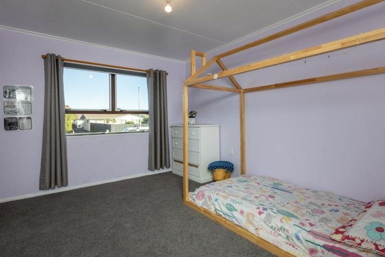 Photo of property in 24 Ranfurly Street, Tamatea, Napier, 4112