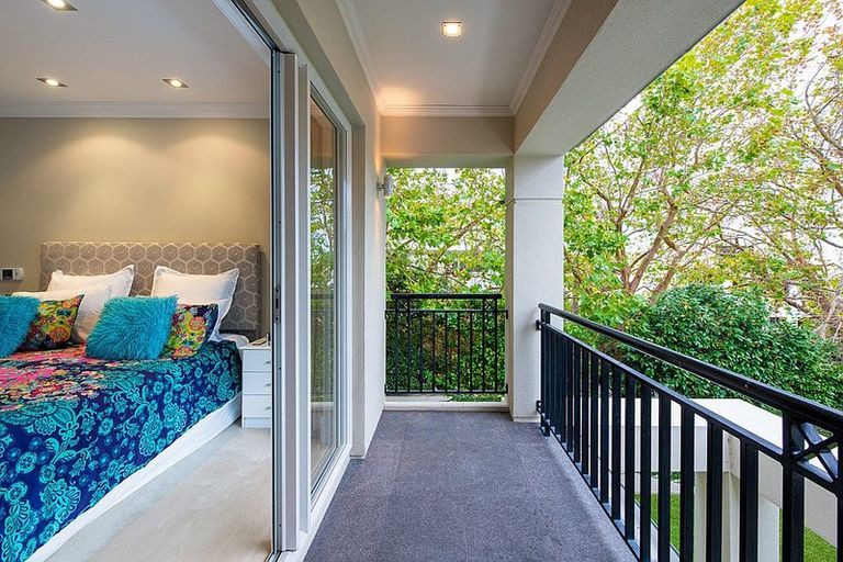 Photo of property in 14a Gibbons Road, Takapuna, Auckland, 0622