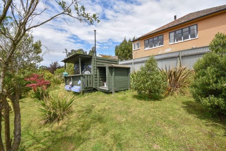 Photo of property in 126 Main Road South, Green Island, Dunedin, 9018