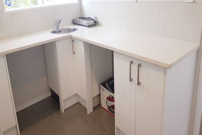 Photo of property in 18a Motu Place, Mount Wellington, Auckland, 1060