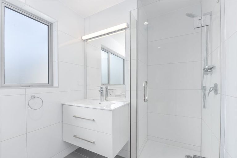 Photo of property in 169c Wallace Road, Mangere Bridge, Auckland, 2022