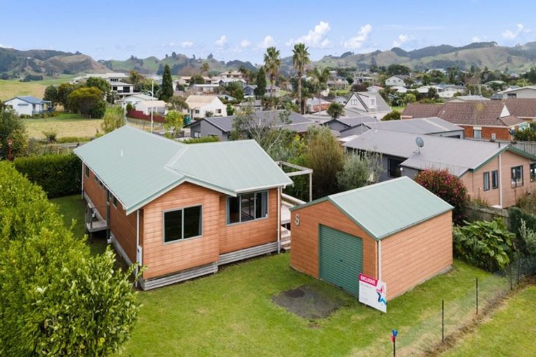 Photo of property in 5 Longboard Drive, Waihi Beach, 3611