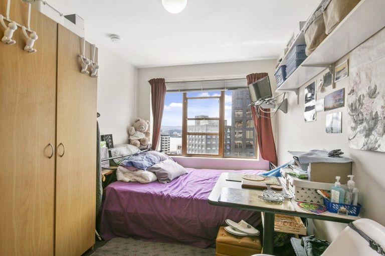Photo of property in Orange Apartments/victoria Centr, 705/169 The Terrace, Wellington Central, Wellington, 6011