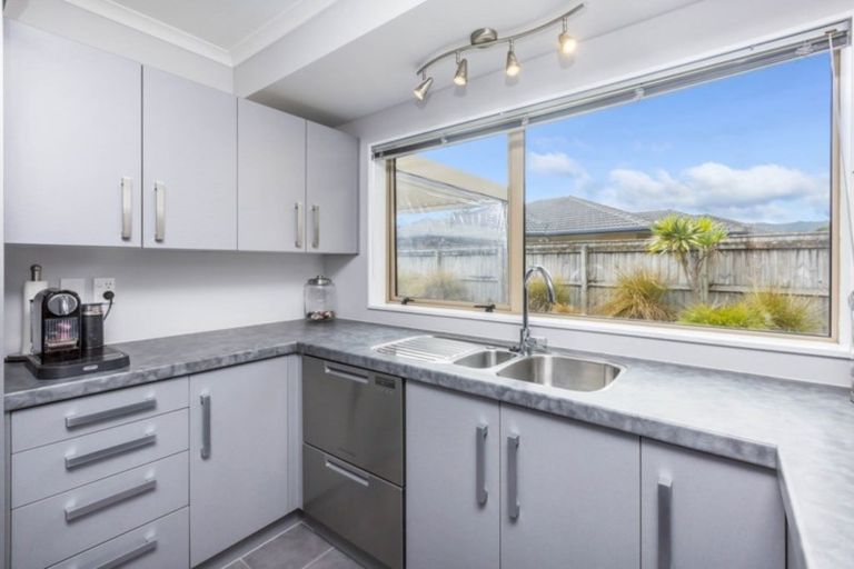 Photo of property in 33 Evergreen Crescent, Trentham, Upper Hutt, 5018