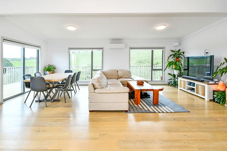 Photo of property in 160 Cameron Town Road, Pukekohe, 2678