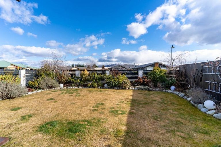 Photo of property in 11 Lakeland Avenue, Twizel, 7901