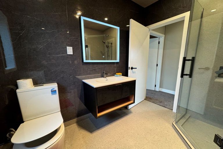 Photo of property in 15 Rimmington Drive, Hamilton Lake, Hamilton, 3204