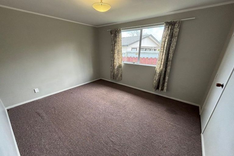 Photo of property in 1/36 Taitimu Drive, Weymouth, Auckland, 2103