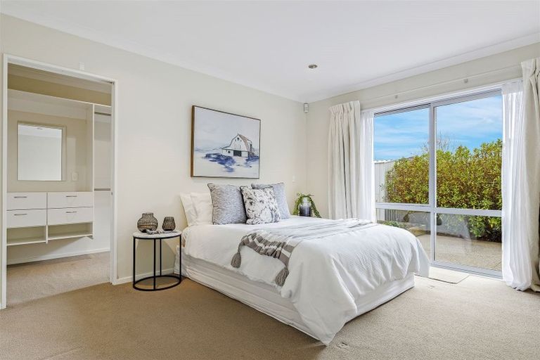 Photo of property in 17 Breton Close, Northwood, Christchurch, 8051