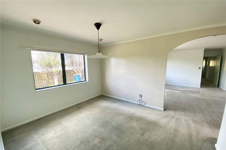 Photo of property in 7 Pukatea Avenue, Albany, Auckland, 0632