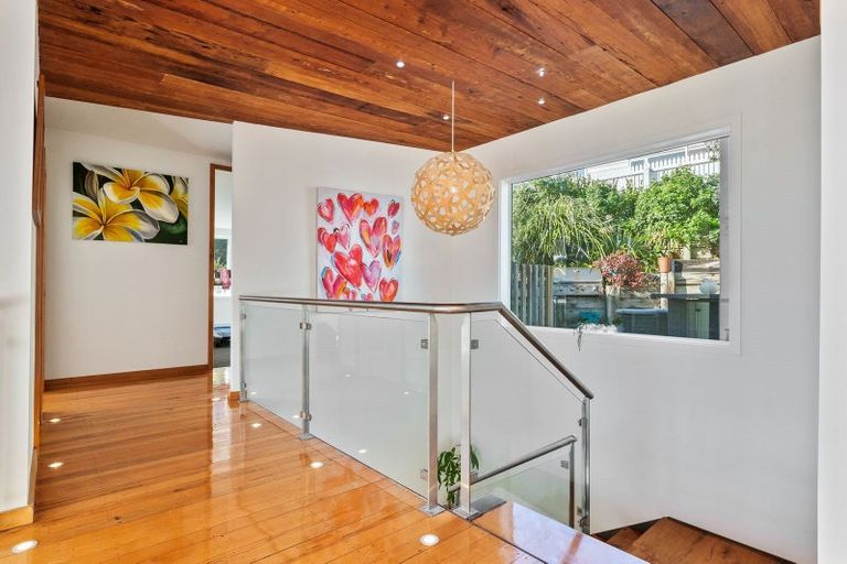 Photo of property in 13 Karekare Road, Raumati South, Paraparaumu, 5032